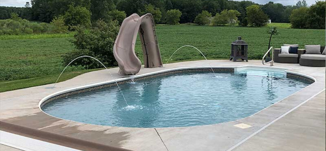 Liner Life LL18R Liner Pad 18' Round for Above Ground Pools, Tough Defense  Against Punctures Quick Installation Reinforced by Strong Durable Polyester  Geotextile Material, Black : : Patio, Lawn & Garden